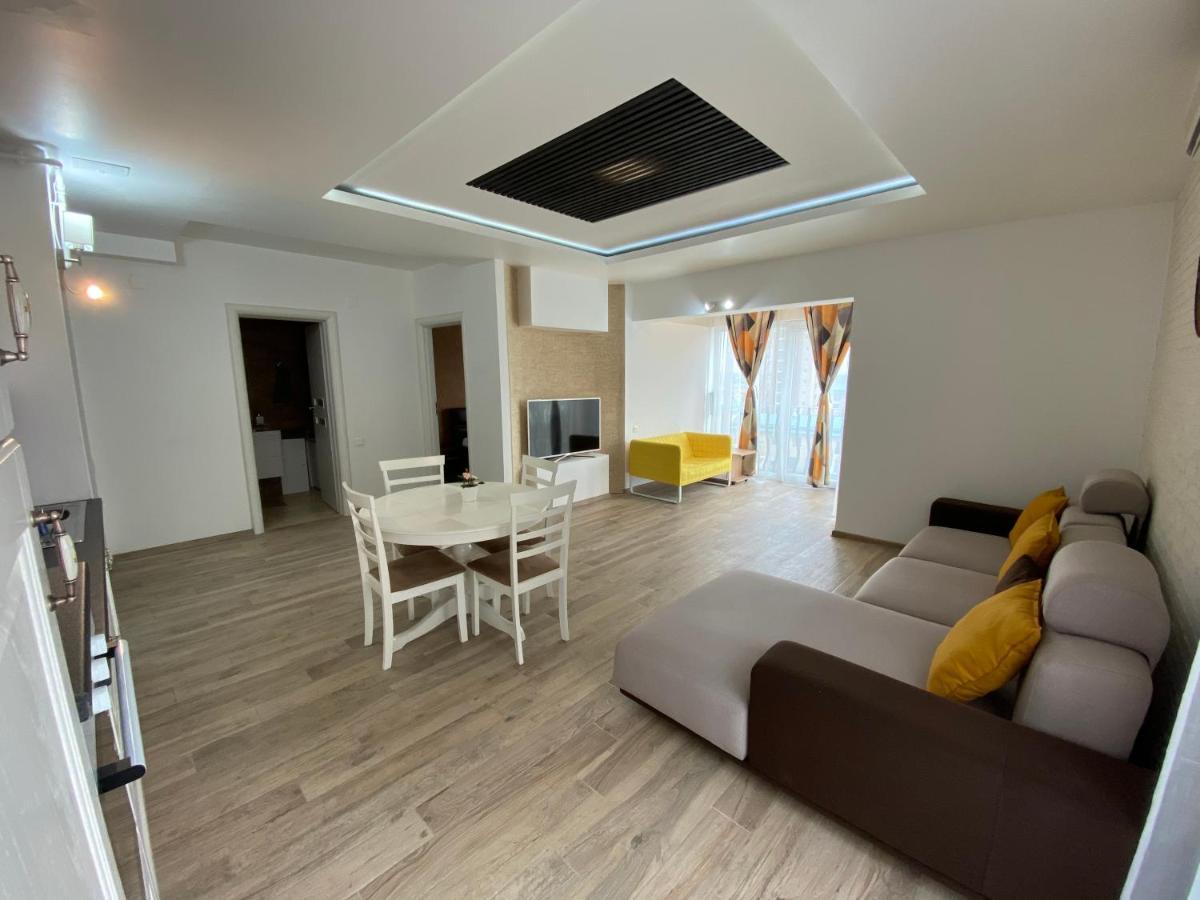 Sunny Deluxe Apartment Cosmopolis Stefanestii de Jos Exteriér fotografie