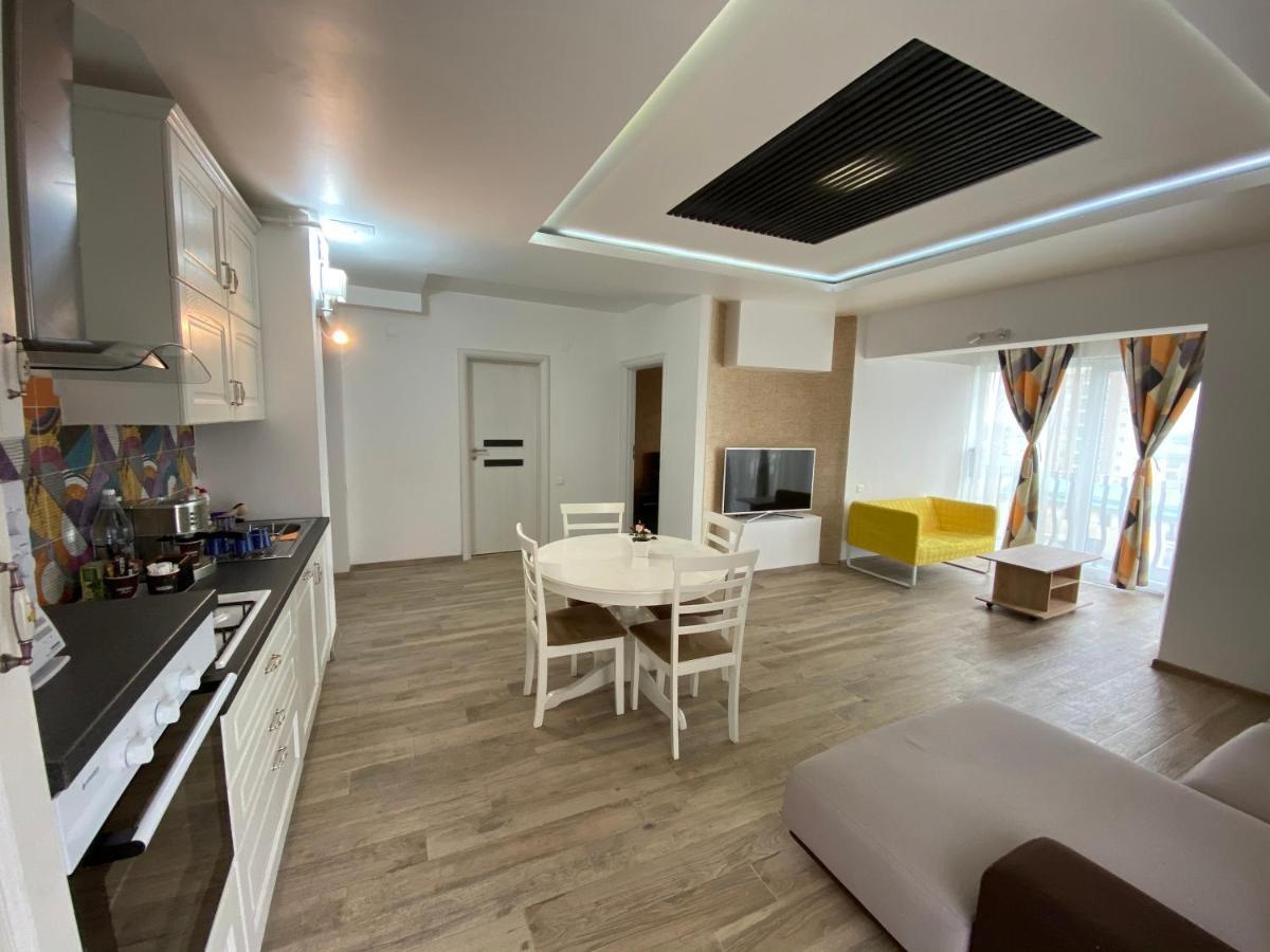 Sunny Deluxe Apartment Cosmopolis Stefanestii de Jos Exteriér fotografie