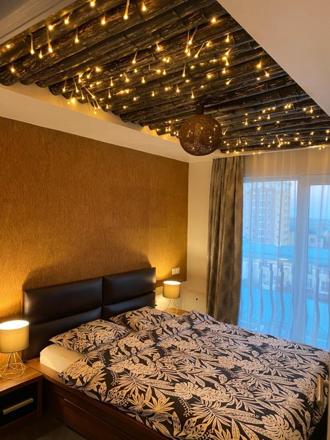 Sunny Deluxe Apartment Cosmopolis Stefanestii de Jos Exteriér fotografie